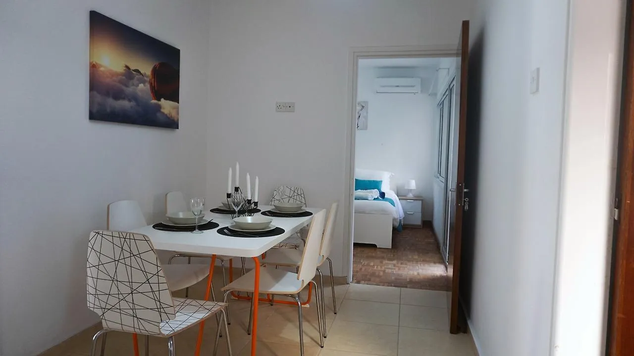 לרנקה Lazuli City Seaview Apartment 34